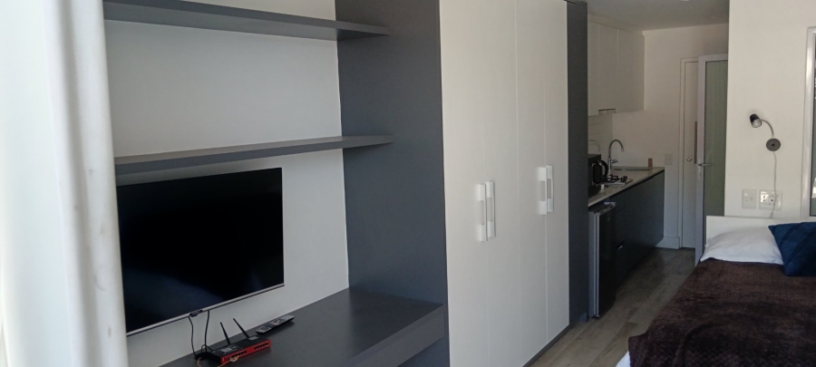 1 Bedroom Property for Sale in Woodstock Western Cape